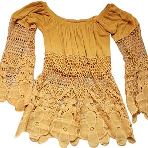 Off shoulder top size small